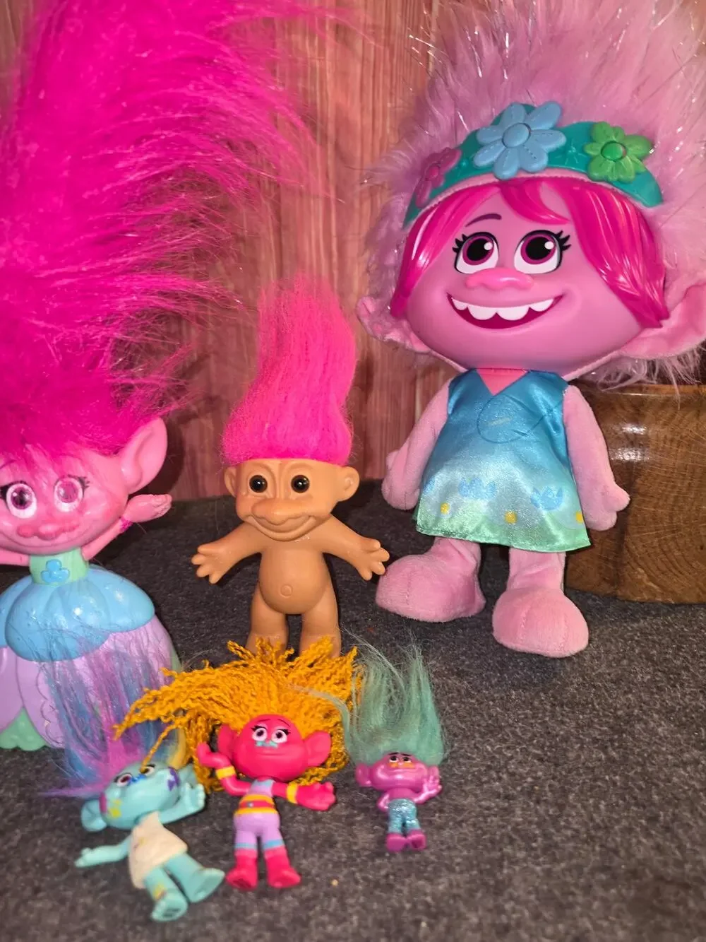 DreamWorks Trolls Poppy Figure Plush Doll Lot Huge Pink Hair Vintage Mini Troll